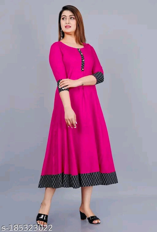 Trendy Women's Solid Printed Round Flared Kurtis