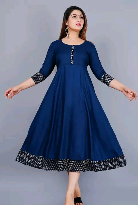 Trendy Women's Solid Printed Round Flared Kurtis